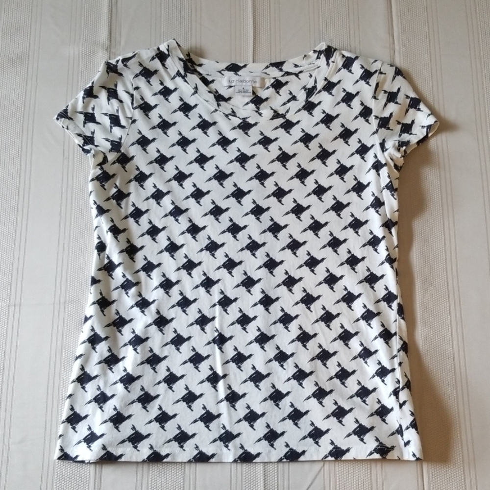 Liz Claiborne T-Shirt